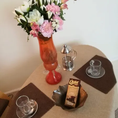 Chokolate Apartment *